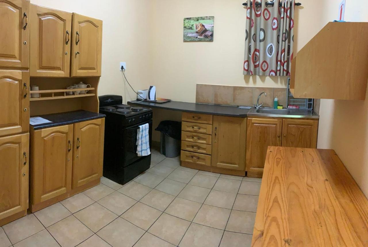 Gooderson Bushlands Game Lodge Хлухлуве Екстериор снимка