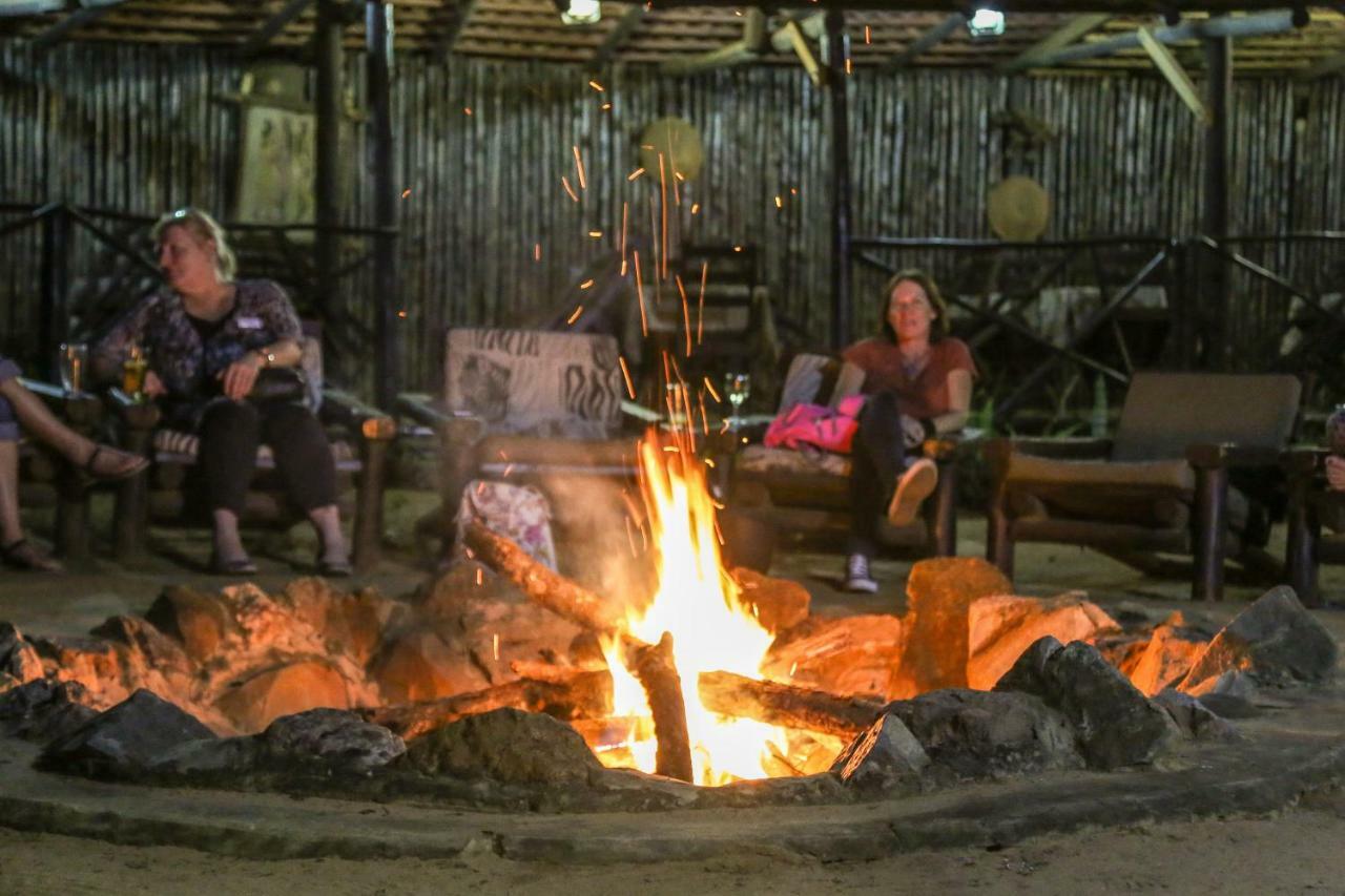 Gooderson Bushlands Game Lodge Хлухлуве Екстериор снимка