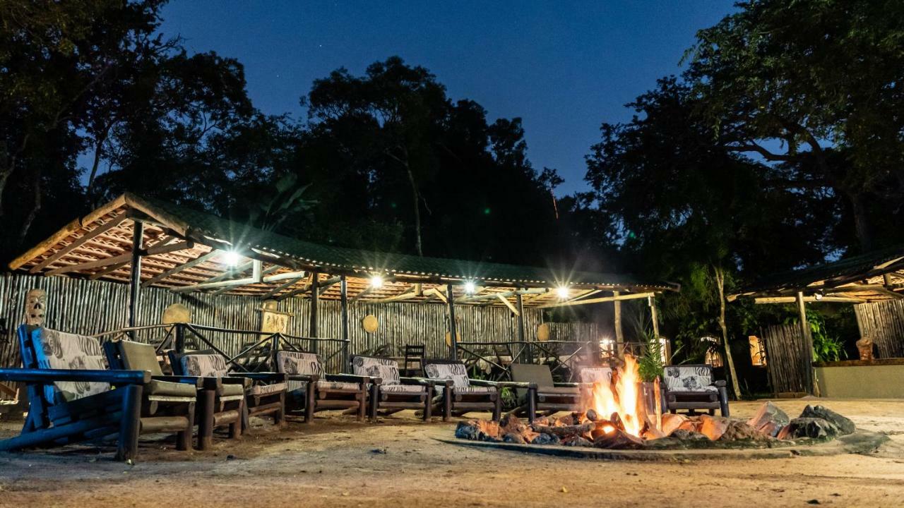 Gooderson Bushlands Game Lodge Хлухлуве Екстериор снимка